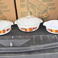 vintage Anchor Hocking Hildi Fruit milk glass casserole dish Smaller one does not have lid, located in orting 
