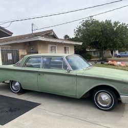 1960 Ford Fairlane 