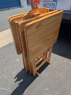 5 piece set of four nice wood tv tray set easy set up move n go 90805