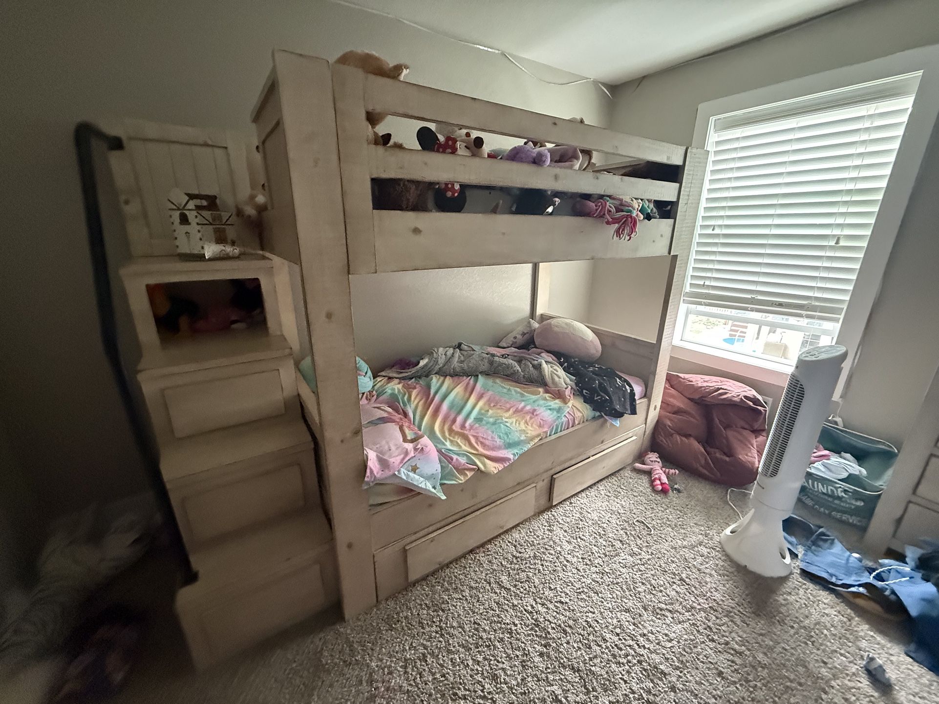 Kid’s Bedroom Set