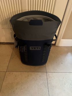 Yetti Hopper backpack cooker NEW