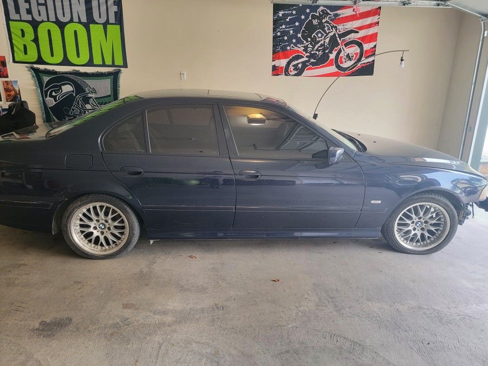 2001 530I BMW (PART OUT) you Pick And PULL