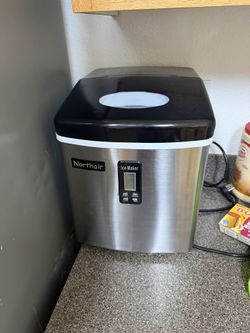 Icemaker