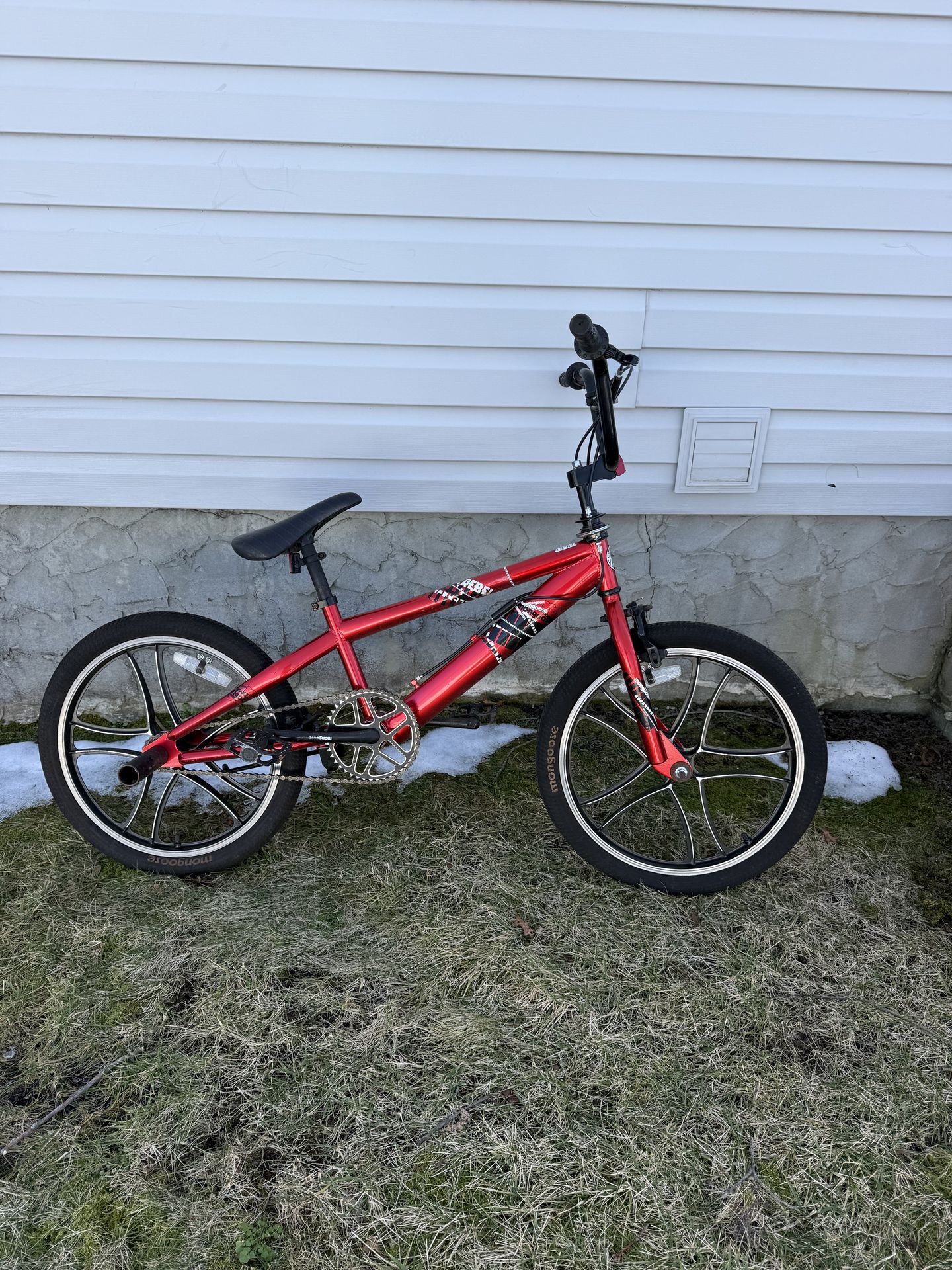 20” mongoose trick bicycle