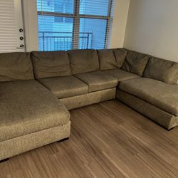COUCH FOR SALE PICK UP ONLY