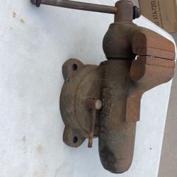Wilton Vice Schiller USA