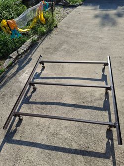 Queen Bedframe, Metal