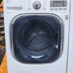 LG Washer And Dryer Combo  Electric 