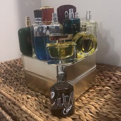 Men And Women’s Cologne And Perfume 