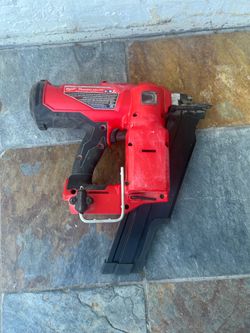 Milwaukee cordless nail gun