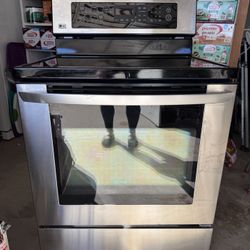 LG Electric Range Oven – Stainless Steel – Very Clean – Excellent Condition