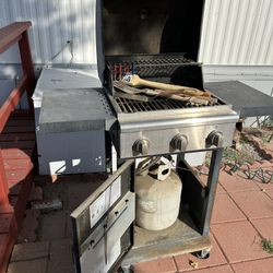 BBQ Gas Grill Complete Set.