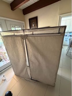 Portable closet