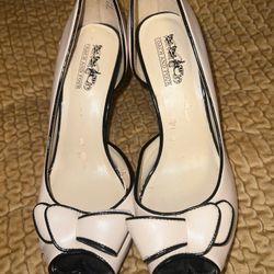 Coach Nude /black Heels (size 6)