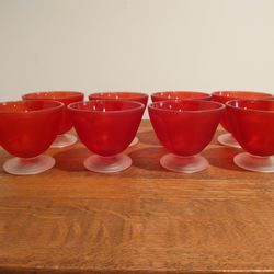 Set of 8 Red Rigid Plastic Ice Cream Dishes