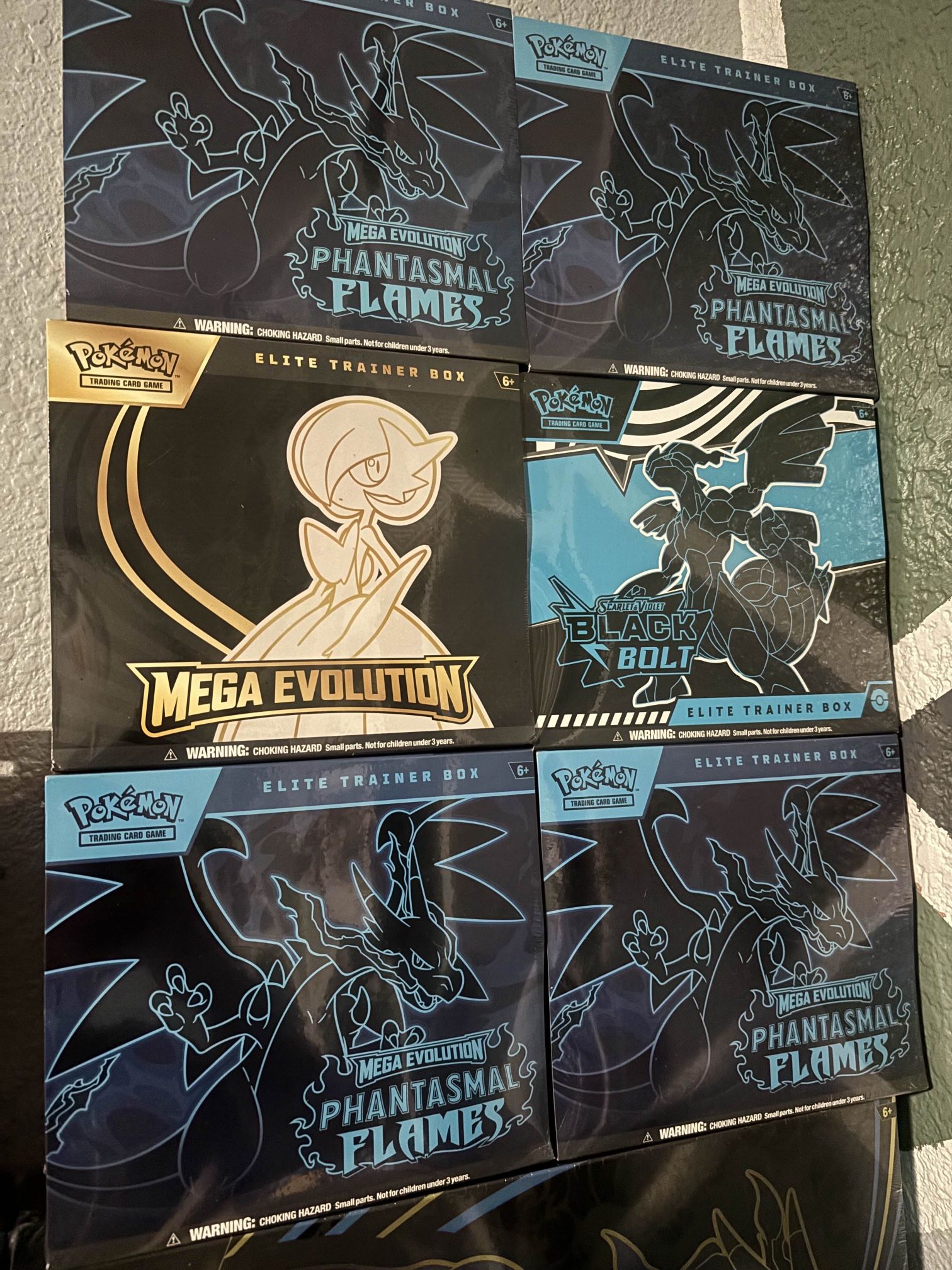 Phantasmal Flames ETB