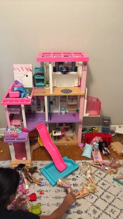 Barbie Dream House