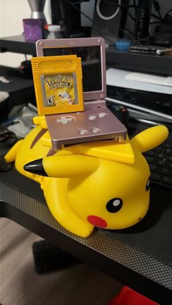 Gameboy +Pokemon yellow