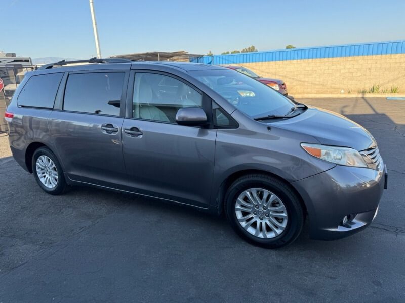 2014 Toyota Sienna