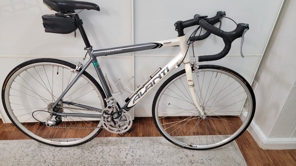 Avanti triplo comp series Road Bike 50-52cm.....