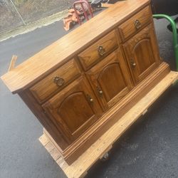 Nice Dresser Set Good Deal 