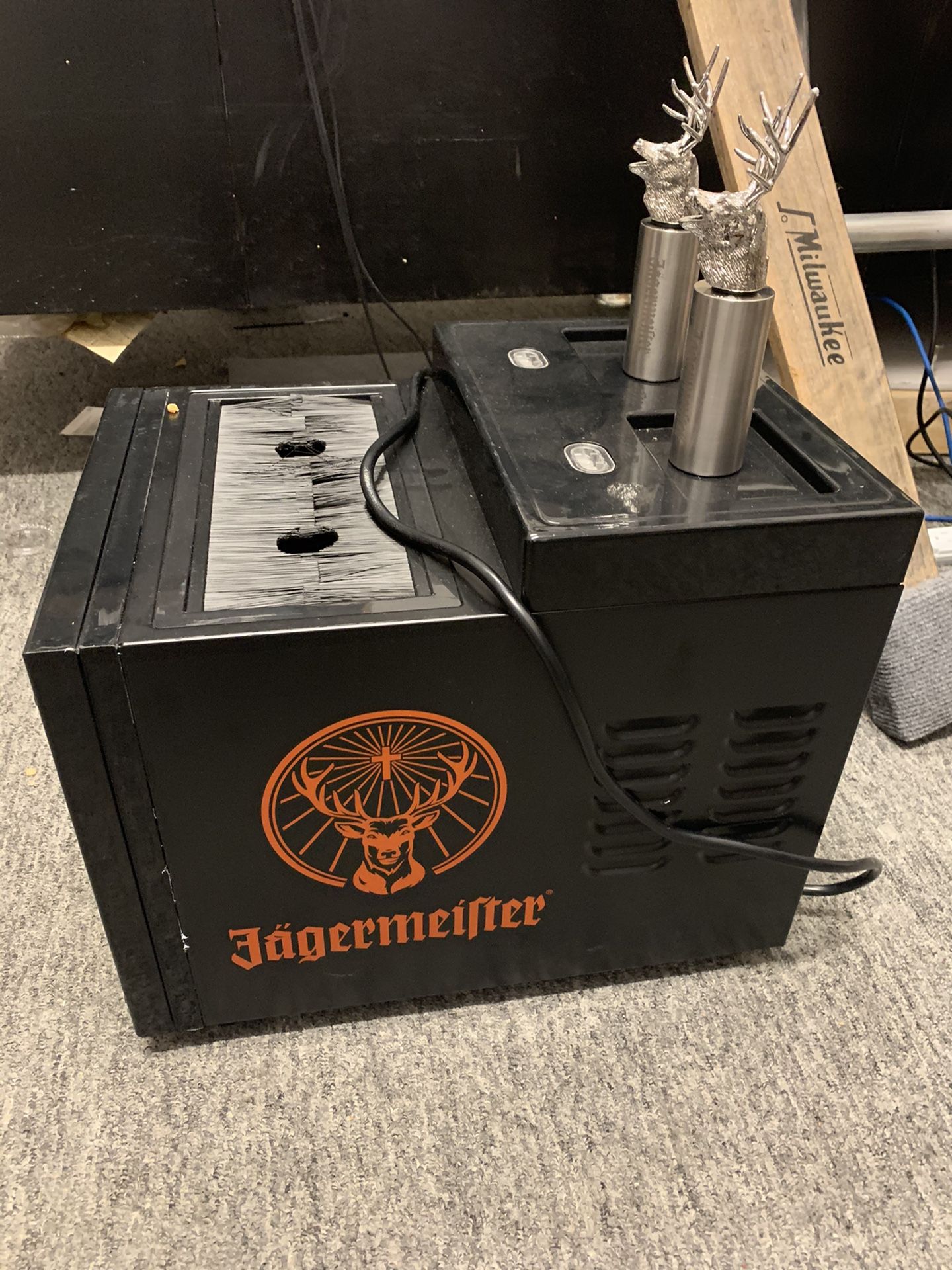 JAGERMEISTER COOLER MACHINE