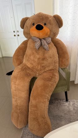 Teddy Bear 6 ft excellent condition