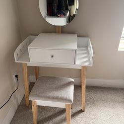 MAT EXPERT Vanity Set with Height Adjustable Mirror