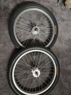 Earlier 90's specialized bmx wheelset