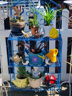 PLANT STAND
