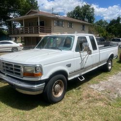1996 Ford F-250 Super Duty Crew Cab With 7.3 Liter Diesel Engine
