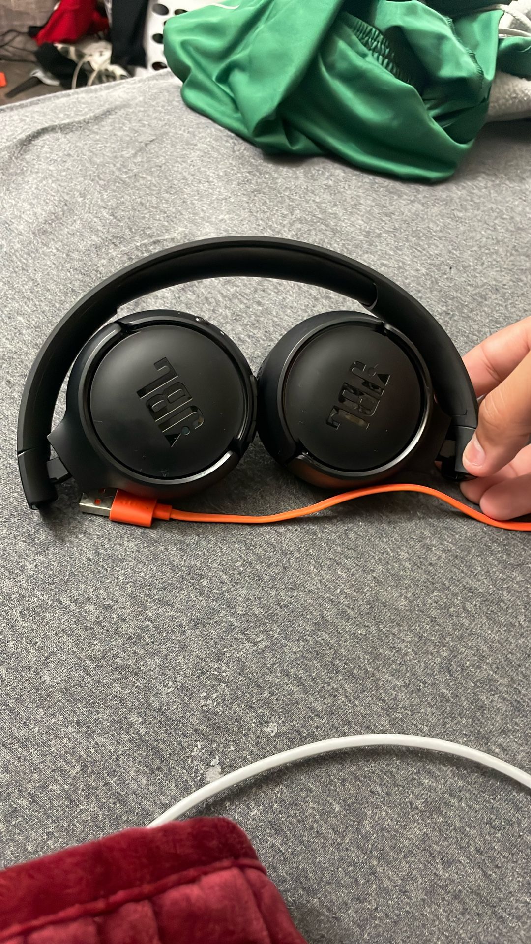 JBL Headphones Tune 520bt