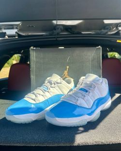 Jordan 11 Low University Blue (2017) - PreOwned