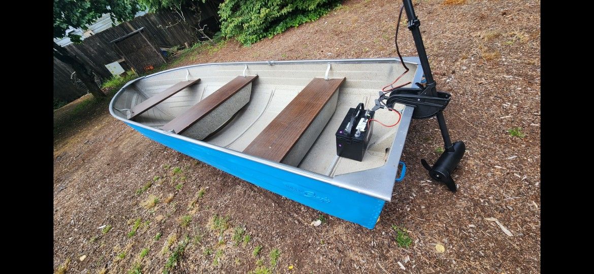 12ft Boat With Motor 