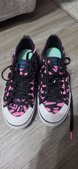 Adidas Originals Low-Top Sneakers Pink Black Print.Size 7.5