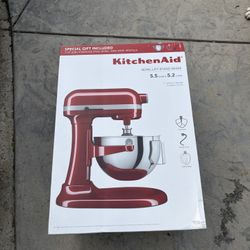 Kitchen Aid Mixer 