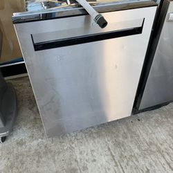 Dishwasher 