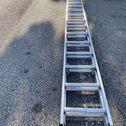 32 foot ladder