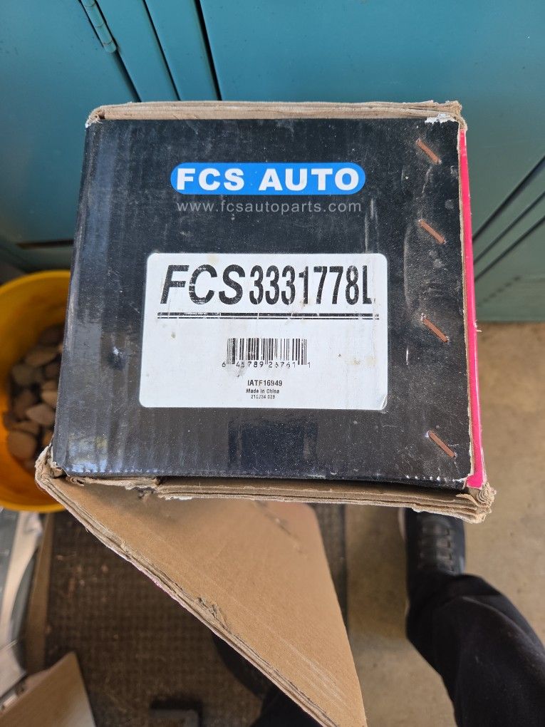 saturn struts Front Set