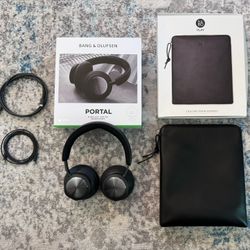 XBOX x BANG OLUFSEN Gaming Headphones + Case