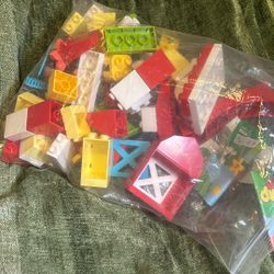 DUPLO pony stable Legos set- Bonus Farm Animal Care  Set