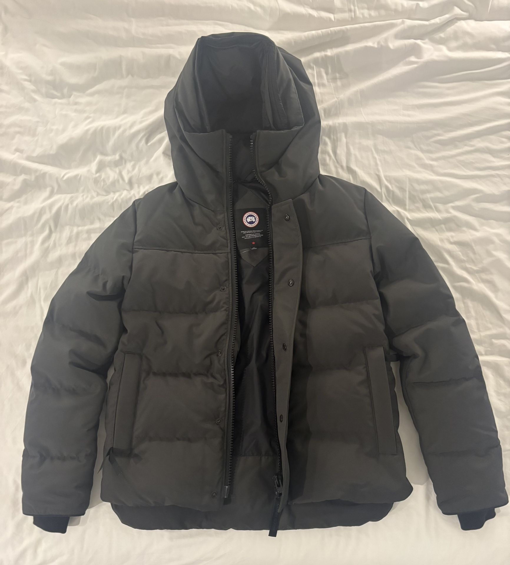 Authentic Canadian Goose MacMillan Parka Black Label