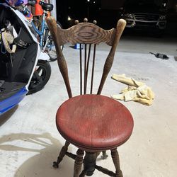 Antique Piano Chair