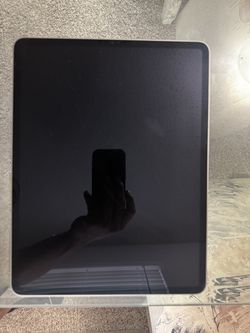 iPad Pro 12.9" (6th Gen M2) 256GB - WiFi