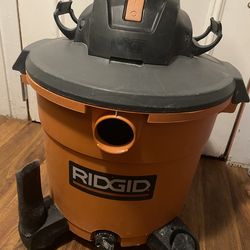 Aspiradora como nueva  se uso un par de veses