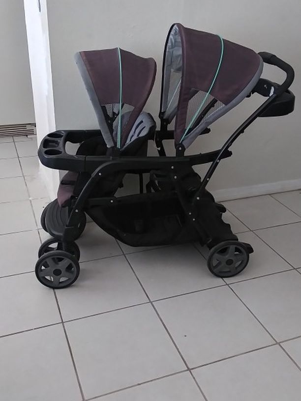 Stroller Graco double Firm