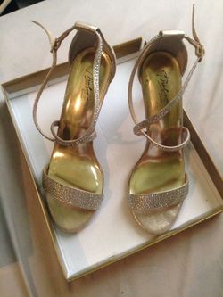 Brand: Thalia Sodi ( from Macy's )