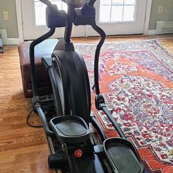 Elliptical SOLE E95 ('14) EUC Accepting offers