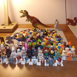 Lego Minifigure Lot