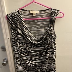 Women’s Sleeveless Tops